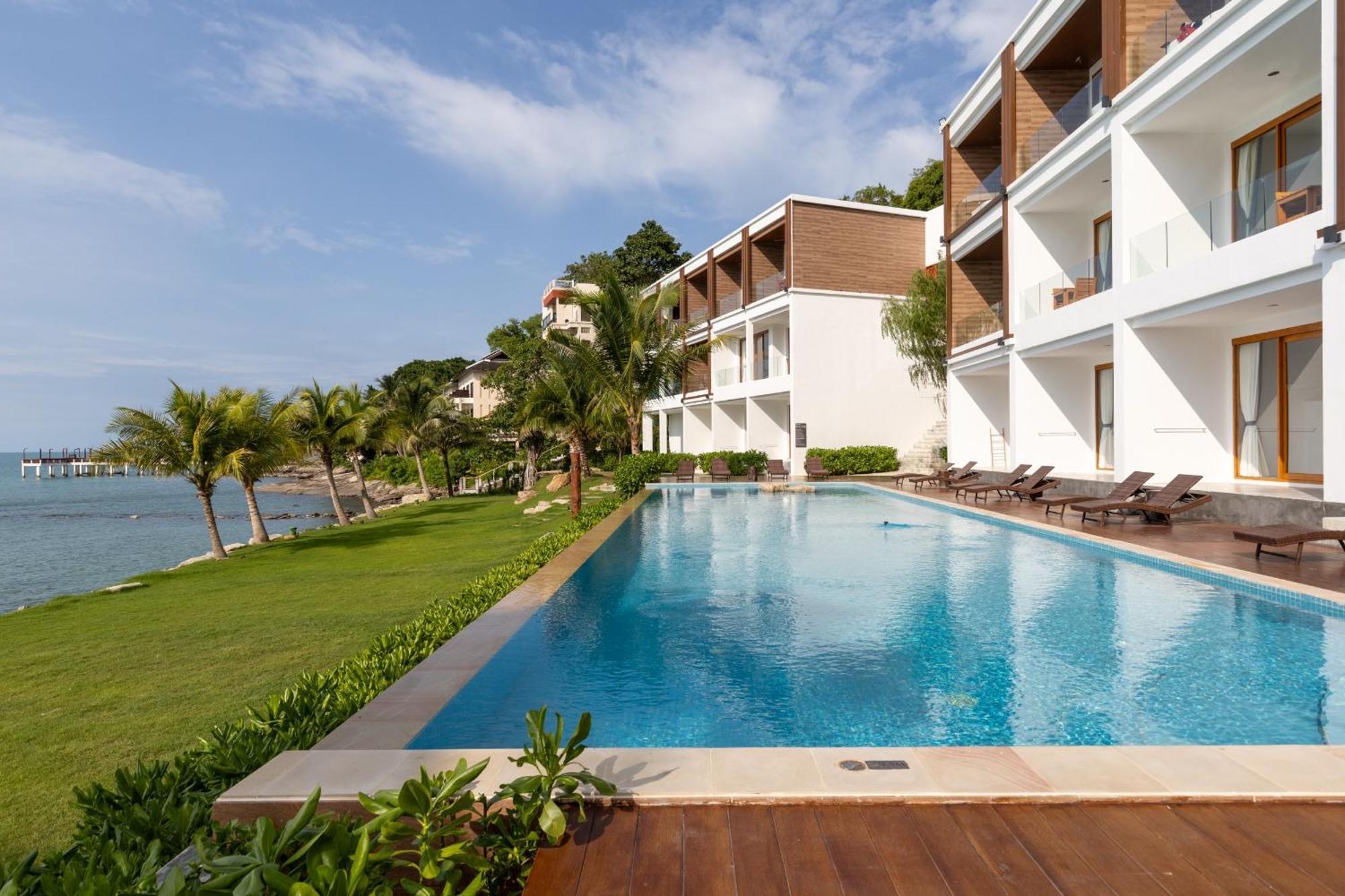 X-Sea Khanom Harbor Bay Resort Bagian luar foto