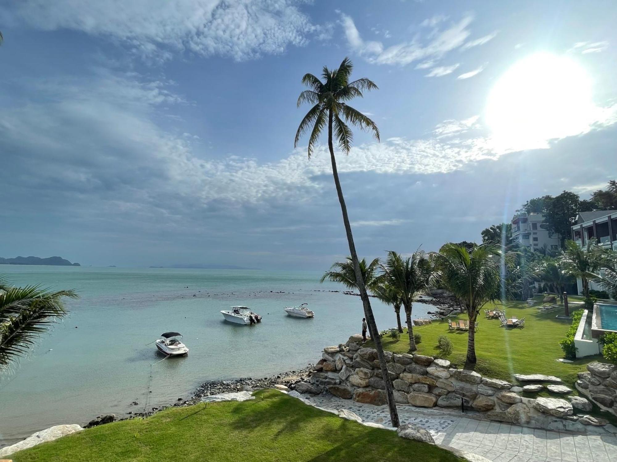 X-Sea Khanom Harbor Bay Resort Bagian luar foto