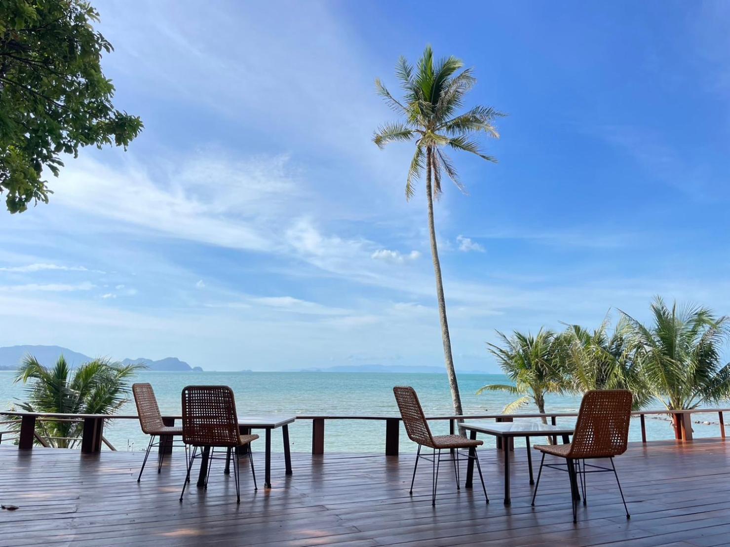 X-Sea Khanom Harbor Bay Resort Bagian luar foto